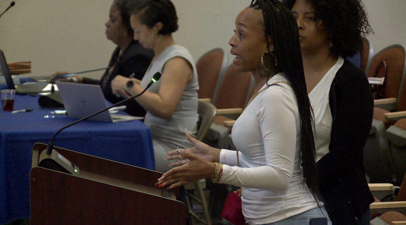 Mom criticizes Richmond Schools' response to alleged preschool bathroom assault - Vimarsana News